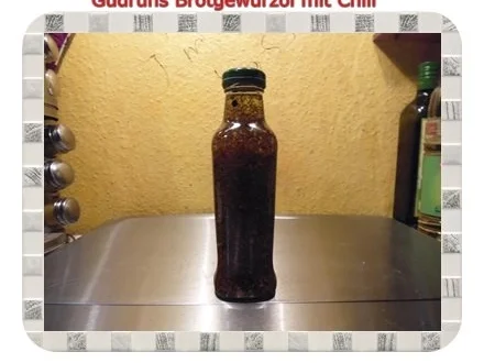 Öl: Brotgewürzöl mit Chili und Tellicherry-Pfeffer - Rezept - Bild Nr. 4