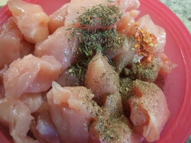 Rezept: Suppen: Rote-Bete-Suppe mit Hähnchenbrust Bild Nr. 5 Suppen: Rote-Bete-Suppe mit Hähnchenbrust - Rezept - Bild Nr. 5