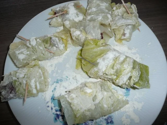 Gefüllte Chinakohlröllchen an Zucchini - Puffer. - Rezept - Bild Nr. 4