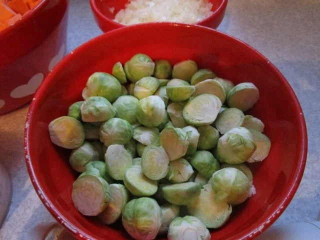 Rezept: Auflauf: von Rosenkohl und Süßkartoffel Bild Nr. 4 Auflauf: von Rosenkohl und Süßkartoffel - Rezept - Bild Nr. 4