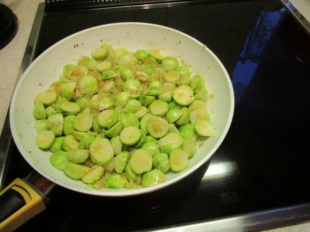 Rezept: Auflauf: von Rosenkohl und Süßkartoffel Bild Nr. 16 Auflauf: von Rosenkohl und Süßkartoffel - Rezept - Bild Nr. 16