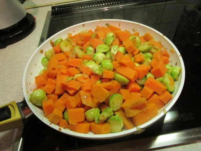 Rezept: Auflauf: von Rosenkohl und Süßkartoffel Bild Nr. 17 Auflauf: von Rosenkohl und Süßkartoffel - Rezept - Bild Nr. 17