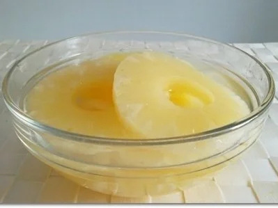 Lauch- Ananas-Erbsen Salat mit Eiern und  Joghurtsauce - Rezept - Bild Nr. 6