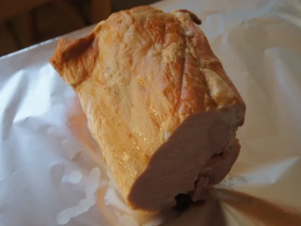 Kassler-Kotelett mit Rosenkohl, Röstzwiebeln und Möhren-Kartoffelstampf - Rezept - Bild Nr. 2