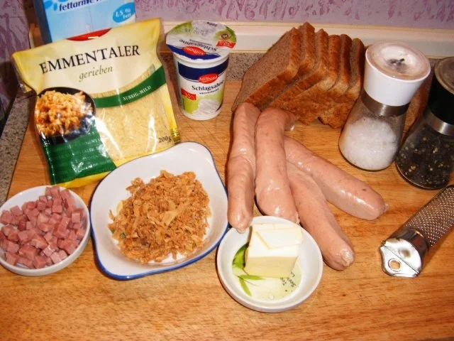 Rezept: Bratwursttorte Bild Nr. 2 Bratwursttorte - Rezept - Bild Nr. 2