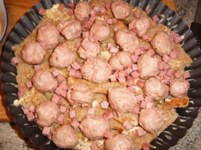 Rezept: Bratwursttorte Bild Nr. 4 Bratwursttorte - Rezept - Bild Nr. 4