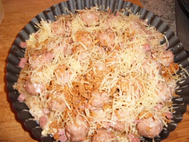 Rezept: Bratwursttorte Bild Nr. 6 Bratwursttorte - Rezept - Bild Nr. 6