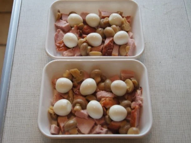 Sülze mit Kassler-Kotelett, Wachteleiern und Gemüse - Rezept - Bild Nr. 4