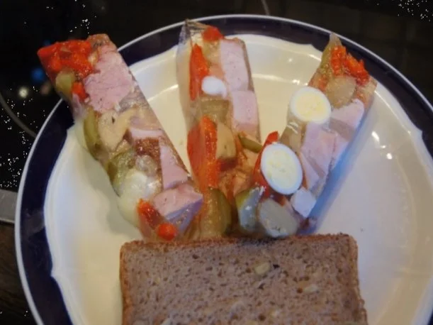 Sülze mit Kassler-Kotelett, Wachteleiern und Gemüse - Rezept - Bild Nr. 8