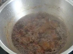 Panierter Chicoree mit Kalbsfilet und Steinpilzsauce - Rezept - Bild Nr. 2