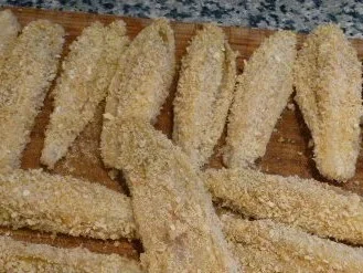 Panierter Chicoree mit Kalbsfilet und Steinpilzsauce - Rezept - Bild Nr. 4