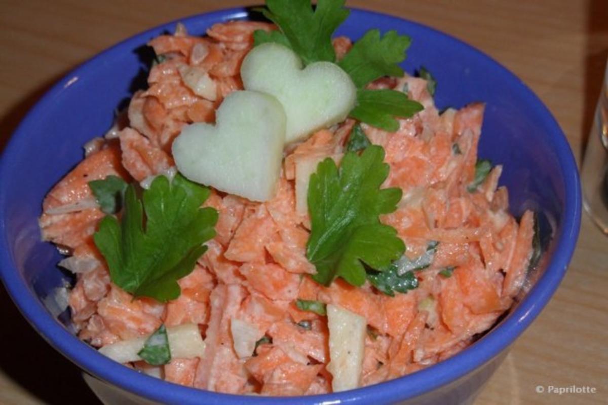 Karottensalat mit Meerrettich - Rezept Eingereicht von Paprilotte