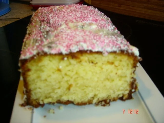 Rezept: Buttermilch-Vanille-Kokoskuchen Bild Nr. 2 Buttermilch-Vanille-Kokoskuchen - Rezept - Bild Nr. 2