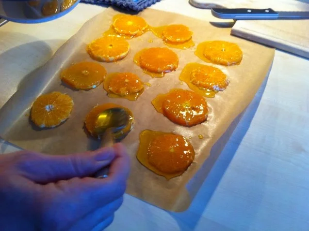 Mandarinen-Mandel-Küchlein mit Karamell-Mandarinen - Rezept - Bild Nr. 8