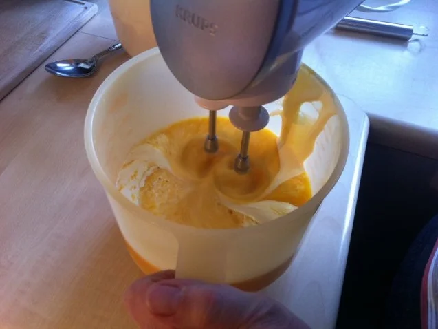 Mandarinen-Mandel-Küchlein mit Karamell-Mandarinen - Rezept - Bild Nr. 4