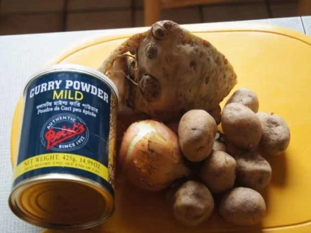 Rezept: Schnitzel mit Rosenkohl und Currypüree Bild Nr. 6 Schnitzel mit Rosenkohl und Currypüree - Rezept - Bild Nr. 6