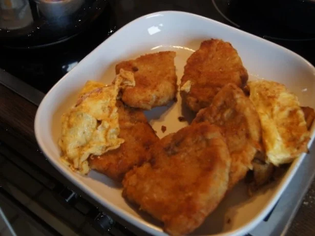 Rezept: Schnitzel mit Rosenkohl und Currypüree Bild Nr. 5 Schnitzel mit Rosenkohl und Currypüree - Rezept - Bild Nr. 5