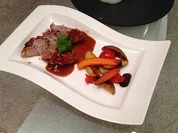 Schweinebraten mit Ofengemüse und Soße - Rezept