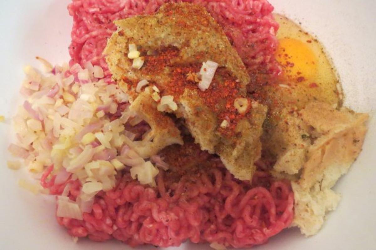 Kochen: Bifteki spezial mit Rahmchampignons - Rezept - Bild Nr. 3