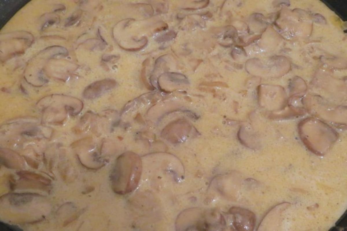 Kochen: Bifteki spezial mit Rahmchampignons - Rezept - Bild Nr. 5