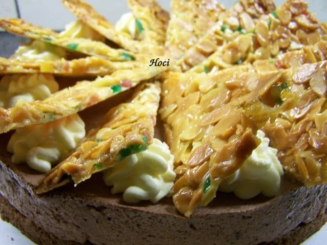 Schokoladencremtorte mit schillernder "Krone" - Rezept - Bild Nr. 14