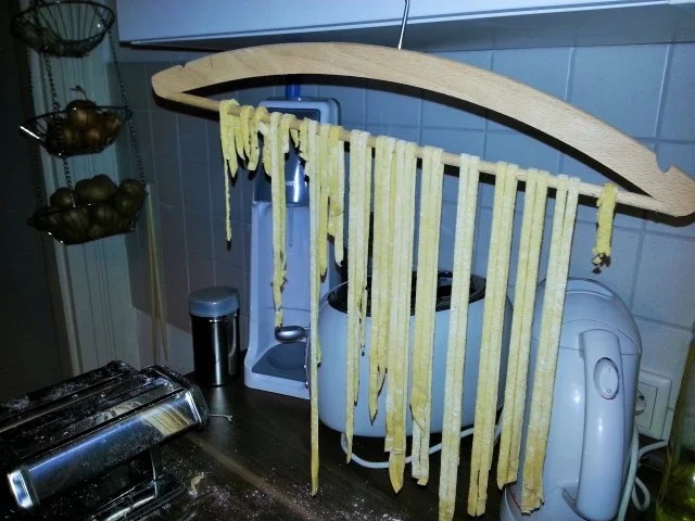 Rezept: Handgemachte Tagliatelle in Schinken-Chinakohlsauce Bild Nr. 2 Handgemachte Tagliatelle in Schinken-Chinakohlsauce - Rezept - Bild Nr. 2