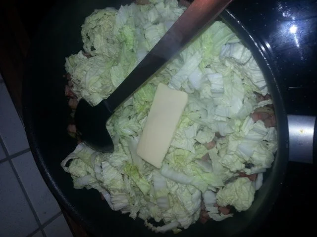 Rezept: Handgemachte Tagliatelle in Schinken-Chinakohlsauce Bild Nr. 5 Handgemachte Tagliatelle in Schinken-Chinakohlsauce - Rezept - Bild Nr. 5