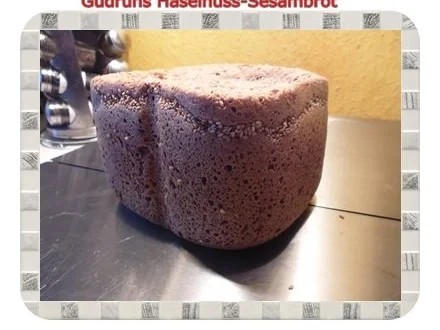 Brot: Haselnuss-Sesam-Brot - Rezept