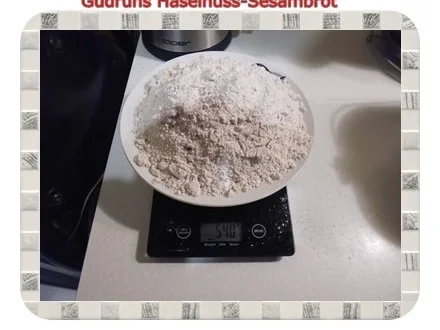 Brot: Haselnuss-Sesam-Brot - Rezept - Bild Nr. 4