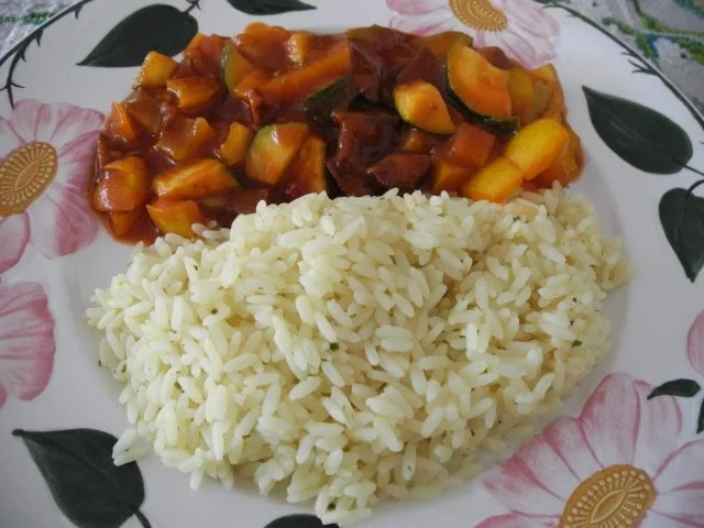 Rezept: Reis an Gemüse - Ananas - Gulasch Bild Nr. 2 Reis an Gemüse - Ananas - Gulasch - Rezept - Bild Nr. 2