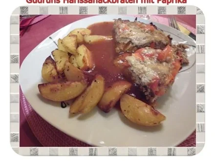 Hackfleisch: Dekus-Hackbraten mit Harissa-Tomatensoße und Cajunofenkartoffeln - Rezept