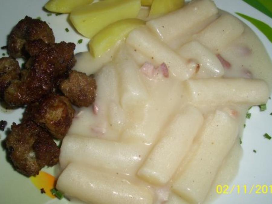 Schwarzwurzelgemüse mit Salzkartoffeln und Mini-Frikadellen. - Rezept ...