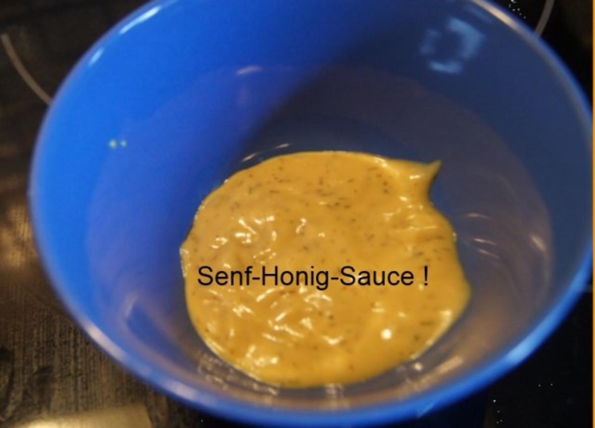 Sesamdrillinge mit Lachs, Senf-Honig-Sauce mit Dill und Kräutercreme - Rezept - Bild Nr. 5