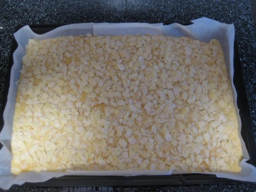 Mandel-Blechkuchen - Rezept mit Bild - kochbar.de