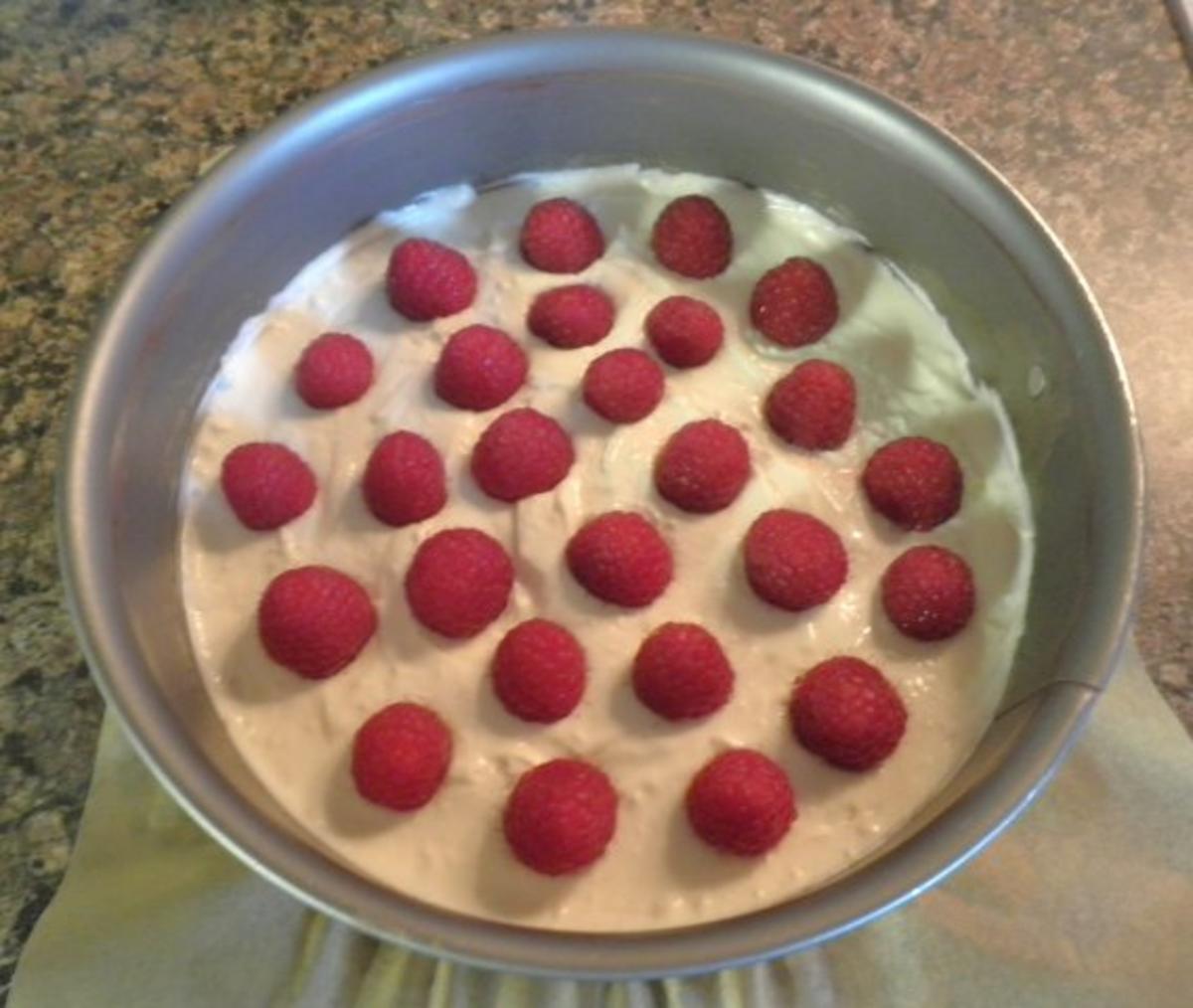 White Chocolat Cheesecake ... with Raspberries ... - Rezept - Bild Nr. 11