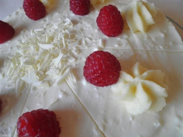 Rezept: White Chocolat Cheesecake ... with Raspberries ... Bild Nr. 5 White Chocolat Cheesecake ... with Raspberries ... - Rezept - Bild Nr. 5
