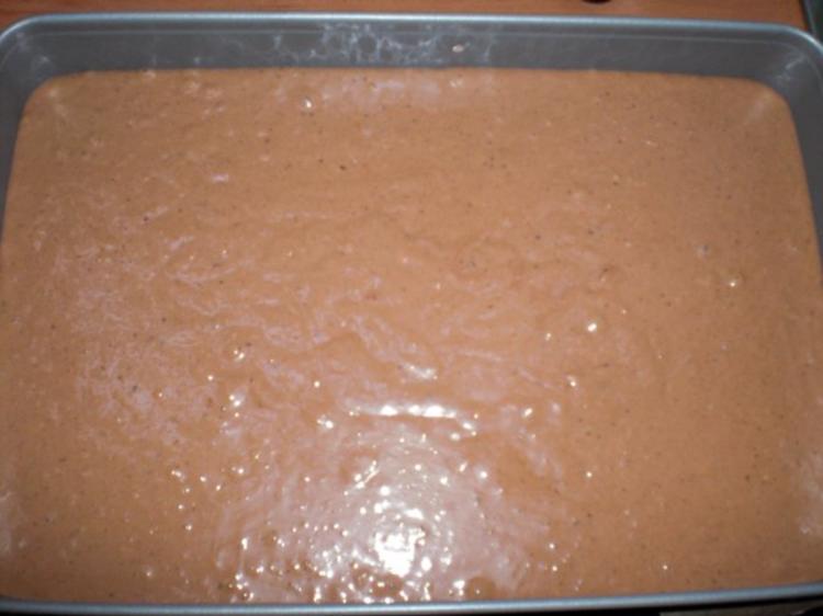 Kirsch-Schoko-Nuss-Blechkuchen - Rezept - kochbar.de