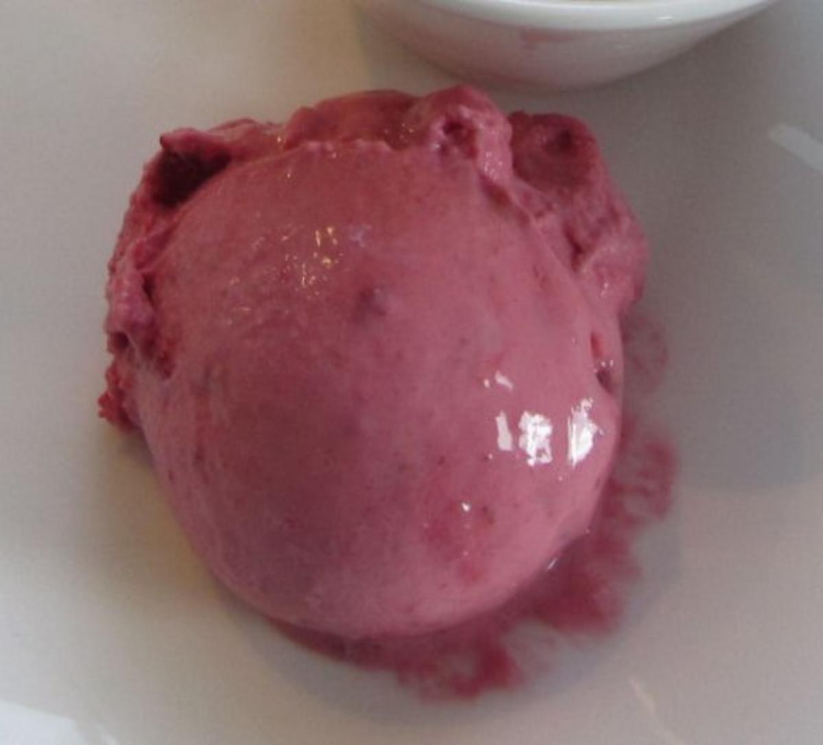 Schnelles Himbeereis - Rezept mit Bild - kochbar.de Schnelles Himbeereis - Rezept mit Bild - kochbar.de