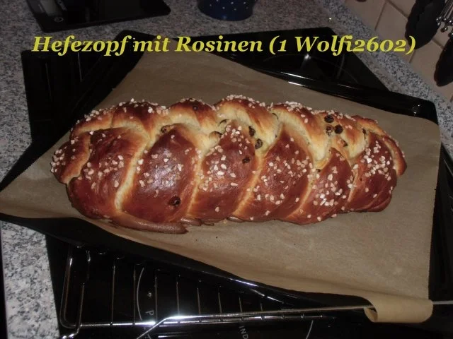 Rezept: Kuchen : Hefezopf mit Rosinen Bild Nr. 2 Kuchen : Hefezopf mit Rosinen - Rezept - Bild Nr. 2