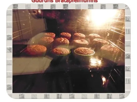 Rezept: Muffins: Bratapfelmuffins Bild Nr. 12 Muffins: Bratapfelmuffins - Rezept - Bild Nr. 12