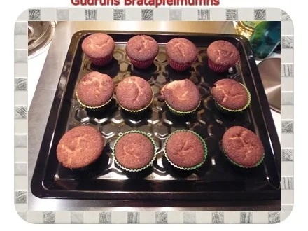 Rezept: Muffins: Bratapfelmuffins Bild Nr. 14 Muffins: Bratapfelmuffins - Rezept - Bild Nr. 14