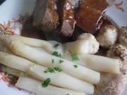 Fleisch: Wildschweinrücken im Römertopf gegart - Rezept