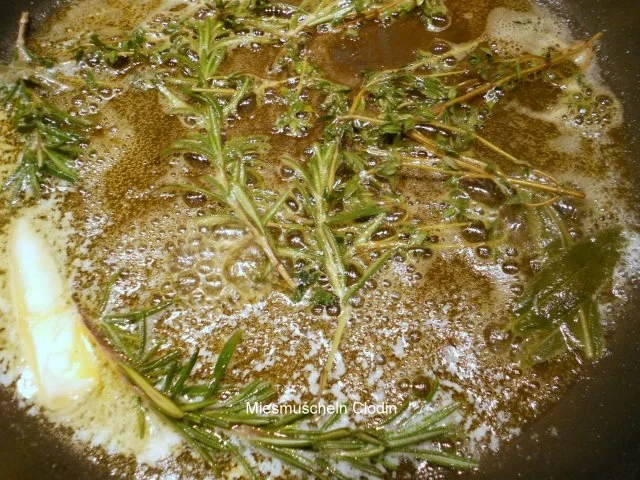 Miesmuscheln mit frischen Kräutern - Rezept - Bild Nr. 2