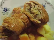 Sauerkraut mal eingepackt in Schweinsroulade - Rezept
