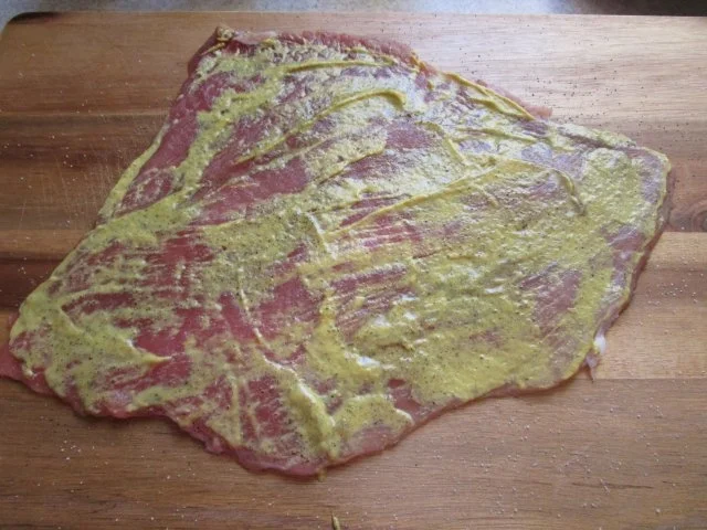 Rezept: Sauerkraut mal eingepackt in Schweinsroulade Bild Nr. 7 Sauerkraut mal eingepackt in Schweinsroulade - Rezept - Bild Nr. 7