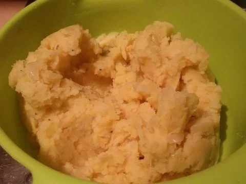 Rezept: Wareniki mit Creme Fraiche Bild Nr. 2 Wareniki mit Creme Fraiche - Rezept - Bild Nr. 2