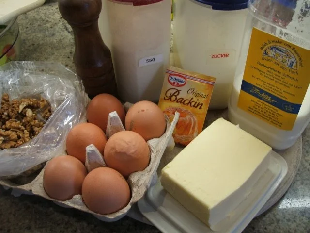 Rezept: Backen; Roter Walnusskuchen Bild Nr. 2 Backen; Roter Walnusskuchen - Rezept - Bild Nr. 2