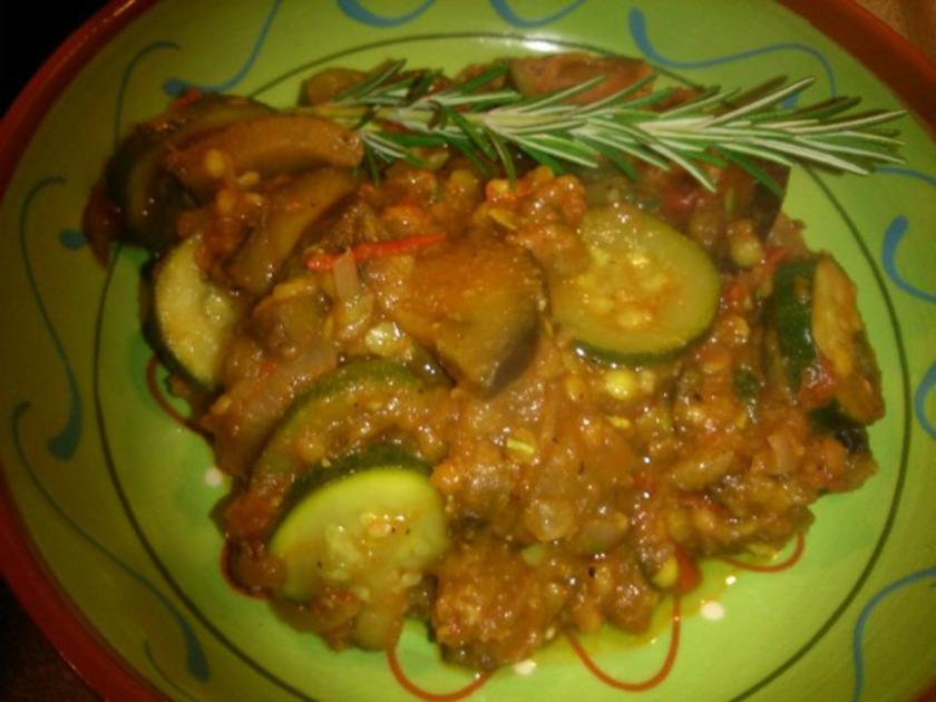 Ratatouille-Topf mit gelben Linsen - Rezept - kochbar.de