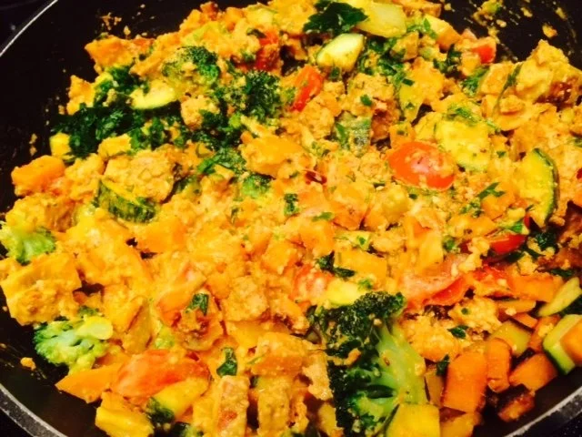 Rezept: Schmorpfanne mit Süßkartoffeln und Tofu Rosso Bild Nr. 2 Schmorpfanne mit Süßkartoffeln und Tofu Rosso - Rezept - Bild Nr. 2