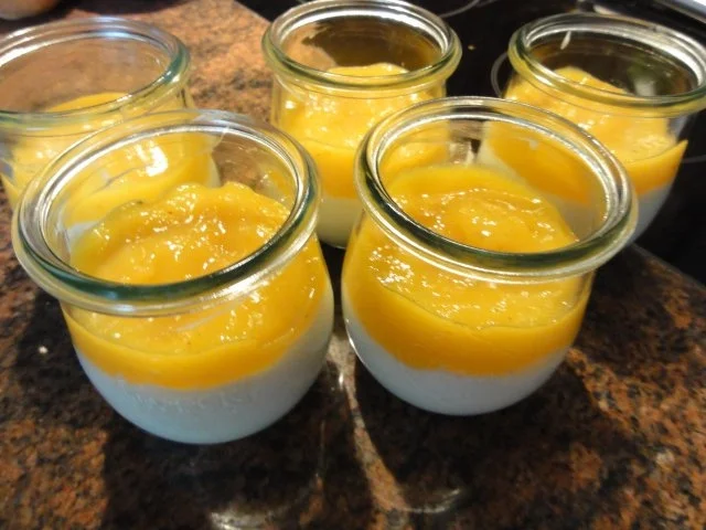 Dessert:  SAHNE - JOGHURT mit Mangosauce - Rezept - Bild Nr. 6